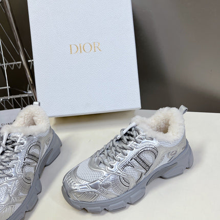 DIOR CHRONO SNEAKER 25S IN SILVER LAMBSKIN AND MESH FABRIC