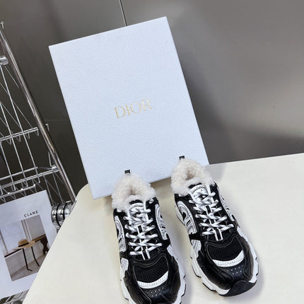 DIOR CHRONO SNEAKER 25S IN BLACK LAMBSKIN AND MESH FABRIC
