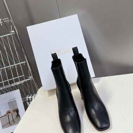 ICON HEELED ANKLE BOOT BLACK CALFSKIN 8 CM