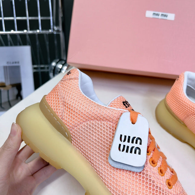 BASIC SNEAKERS IN LIGHT ORANGE MESH