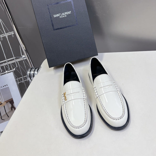 YSL 25S SAINT LAURENT LOAFERS IN WHITE PATENT CALFSKIN