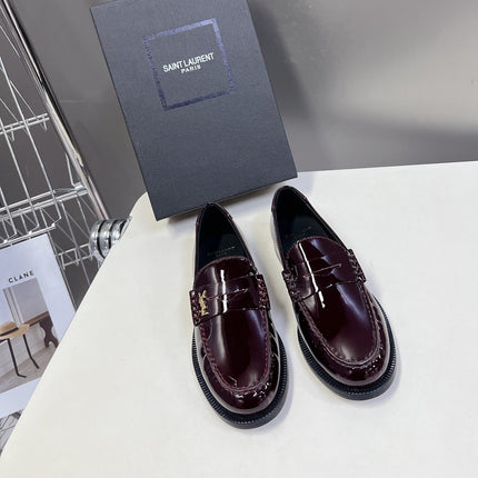 YSL 25S SAINT LAURENT LOAFERS IN BLACK CHERRY PATENT CALFSKIN