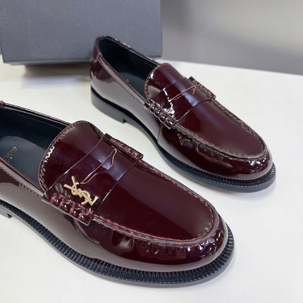 YSL 25S SAINT LAURENT LOAFERS IN BLACK CHERRY PATENT CALFSKIN
