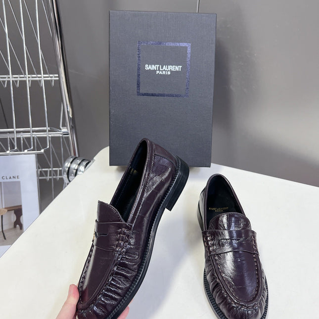 YSL 25S SAINT LAURENT LOAFERS IN DUSTY PLUM CALFSKIN