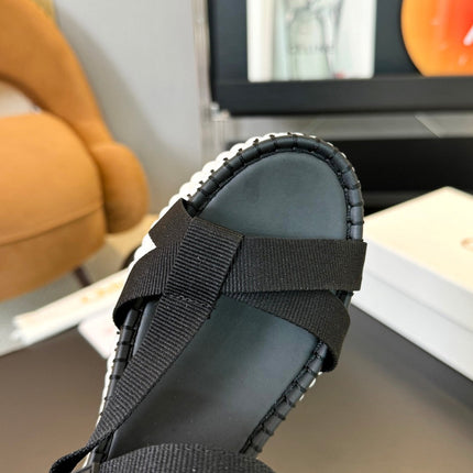 NAMA WEDGE SANDALS IN BLACK FABRIC AND WHITE RUBBER