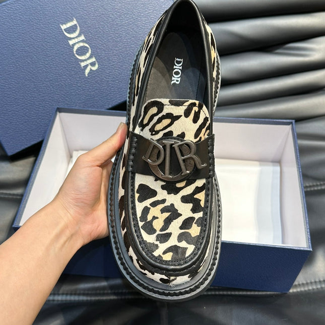 CD EXPLORER ICON LOAFER BLACK AND YELLOW FUR