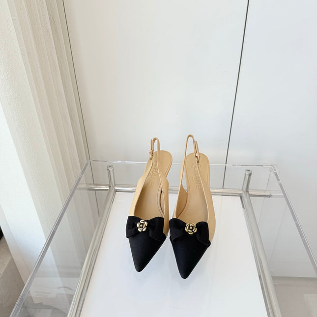 SLINGBACKS 80 MM IN BEIGE CALFSKIN AND BLACK CANVAS