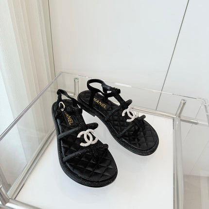 FLAT SANDALS IN BLACK SOFT LEATHER