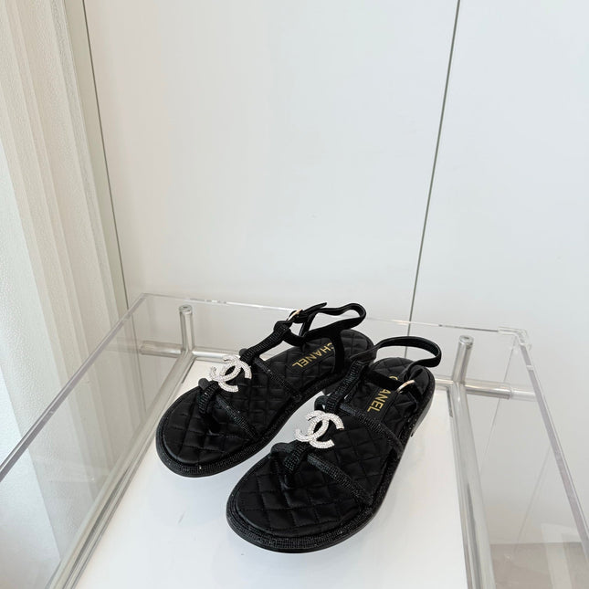 FLAT SANDALS IN BLACK SOFT LEATHER