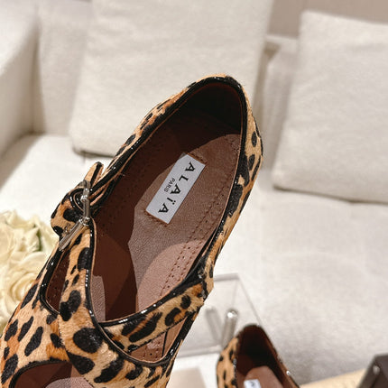 ALAIA 25S CRISS CROSS BALLET FLATS IN LEOPARD SUEDE