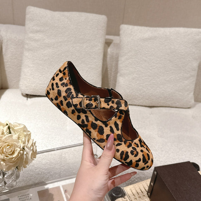ALAIA 25S CRISS CROSS BALLET FLATS IN LEOPARD SUEDE