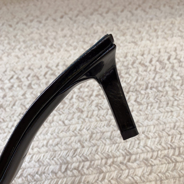 HIGH MULES WITH SQUARE TOE IN BLACK GLOSSY CALFSKIN