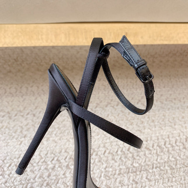 HIGH FLIP FLOPS SANDAL WITH STRAP IN BLACK SILK