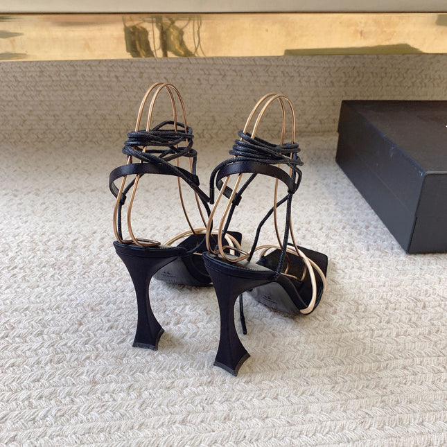 LIZA SANDALS IN BLACK AND NUDE SILK