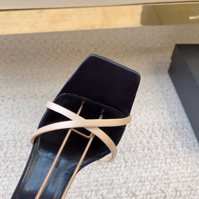 LIZA SANDALS IN BLACK AND NUDE SILK