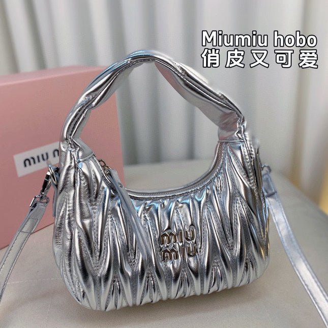 WANDER 22 BAG IN SILVER LAMBSKIN