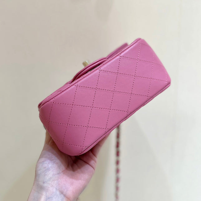 CHANEL 25S FLAP BAG 17 CM IN PINK LAMBSKIN WITH GOLD HARDWARE