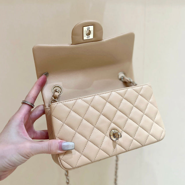 CHANEL 25S FLAP BAG 20 CM IN LIGHT BEIGE LAMBSKIN WITH GOLD HARDWARE