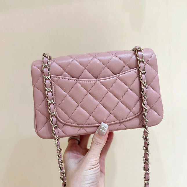 CHANEL 25S FLAP BAG 20 CM IN LIGHT PINK LAMBSKIN WITH GOLD HARDWARE