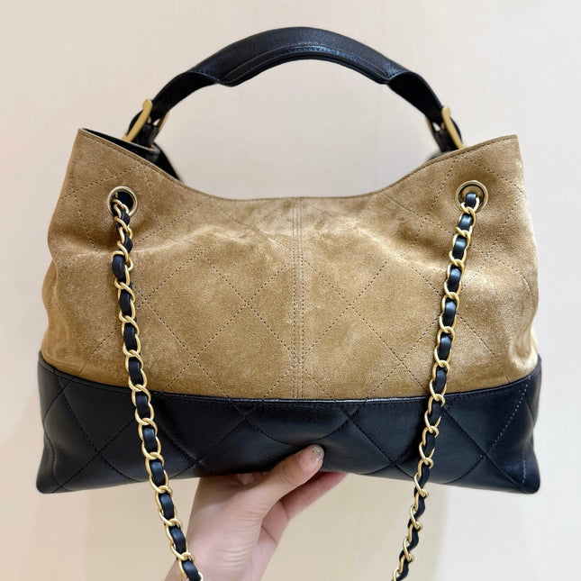 CHANEL 25S LARGE HOBO BAG 36 IN SUEDE COMBINED WITH LAMBSKIN GOLD HARDWARE