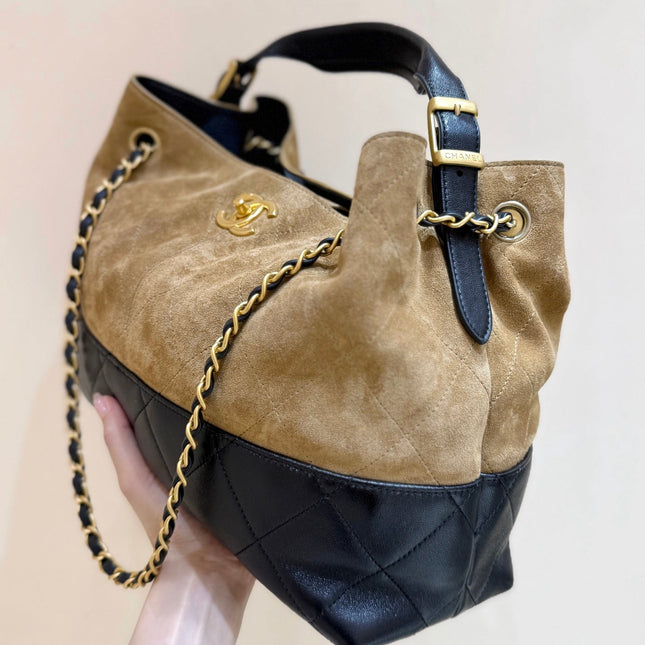CHANEL 25S LARGE HOBO BAG 36 IN SUEDE COMBINED WITH LAMBSKIN GOLD HARDWARE