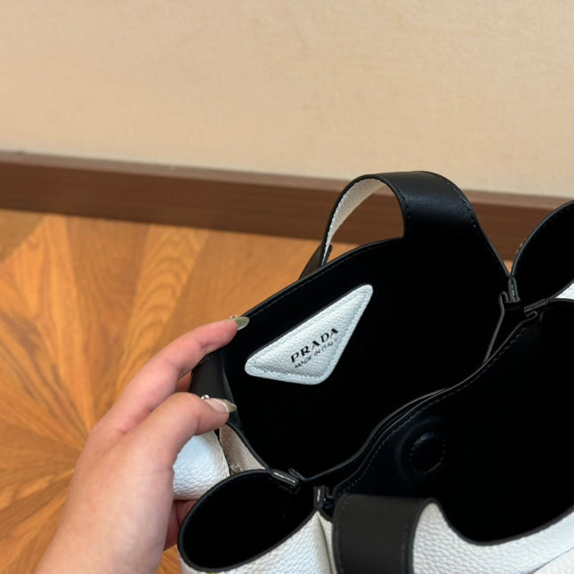 PRA 25 BASKET BAG IN WHITE CALFSKIN