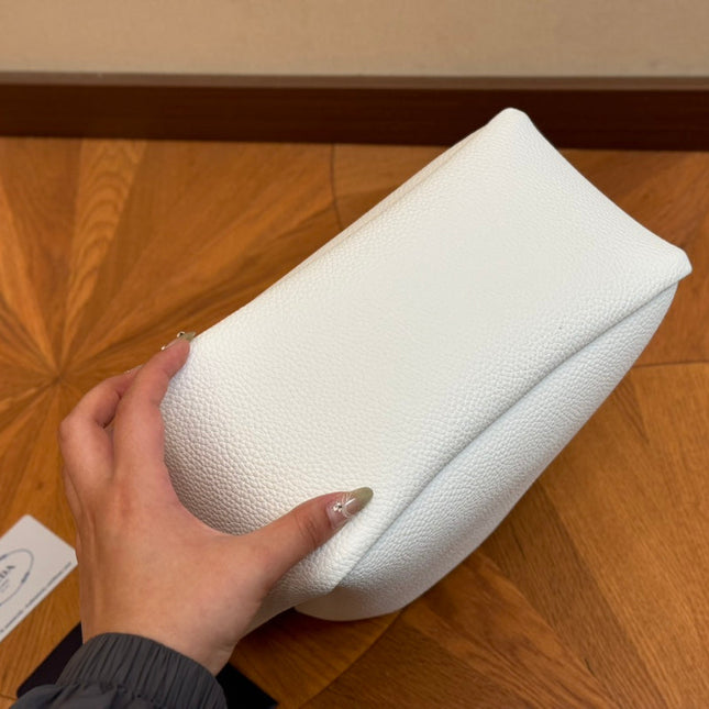 PRA 25 BASKET BAG IN WHITE CALFSKIN