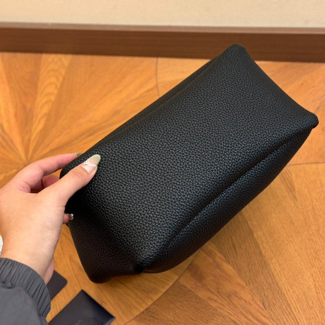 PRA 25 BASKET BAG IN BLACK CALFSKIN