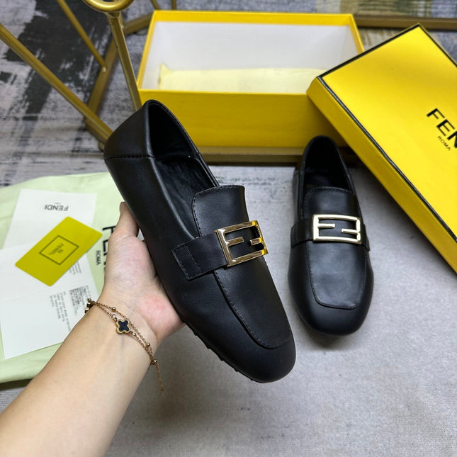 FENDI LOAFERS IN BLACK LAMBSKIN GOLD BUCKLE