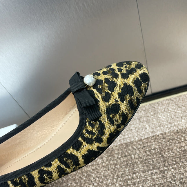 PEARL BALLET FLAT CAMEL PONY HAIR CALFSKIN WITH BROWN LEOPARD MOTIF
