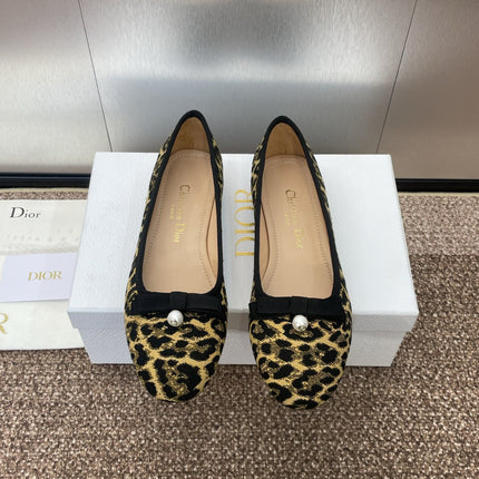 PEARL BALLET FLAT CAMEL PONY HAIR CALFSKIN WITH BROWN LEOPARD MOTIF