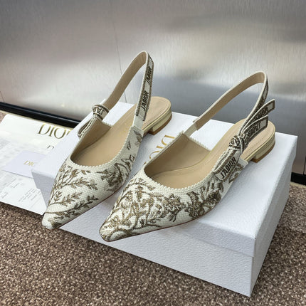 J'ADIOR SLINGBACK PUMP WHITE AND GOLD-TONE MILLEFIORI JACQUARD
