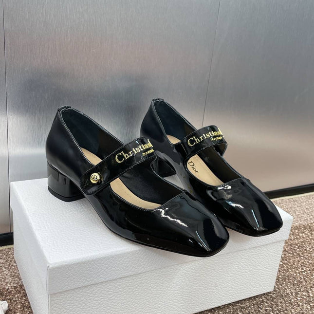 MEDIUM 35 MM HEEL PUMP IN BLACK PATENT CALFSKIN