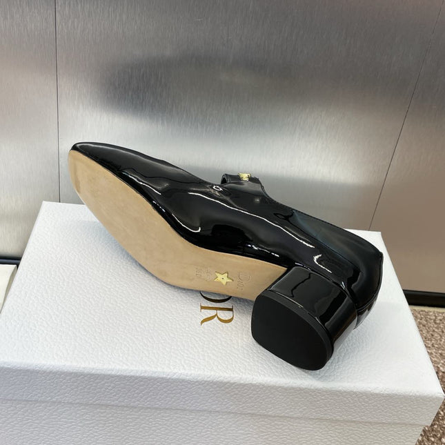 MEDIUM 35 MM HEEL PUMP IN BLACK PATENT CALFSKIN