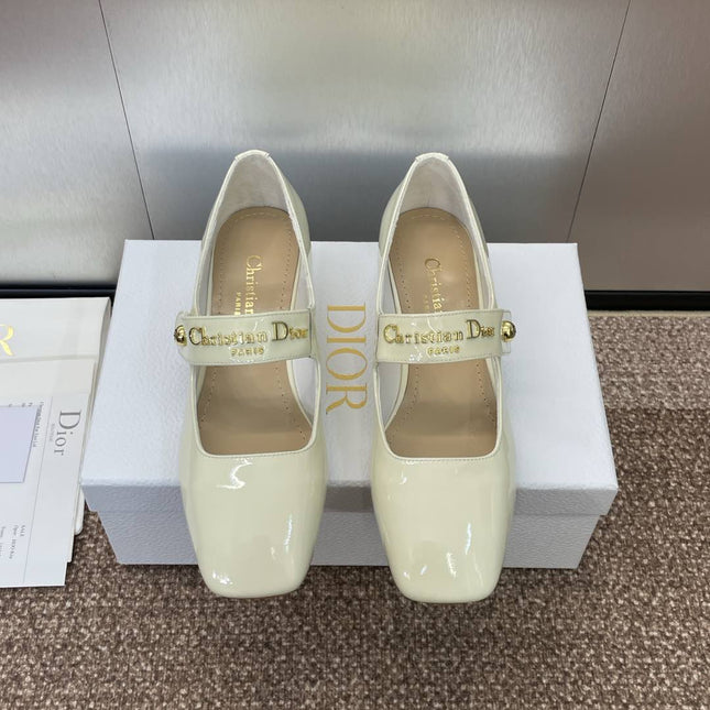 MEDIUM 35 MM HEEL PUMP IN WHITE PATENT CALFSKIN