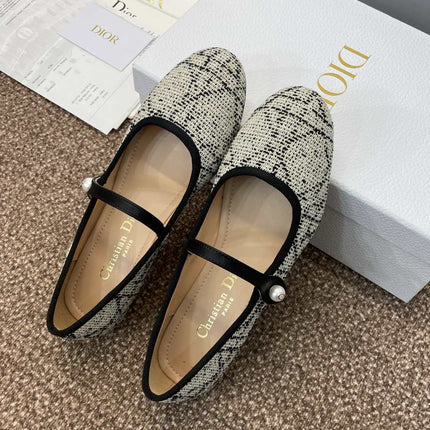 D-RAMOUR BALLET FLATS IN WHITE MIX BLACK EMBROIDERED CANNAGE TWEED