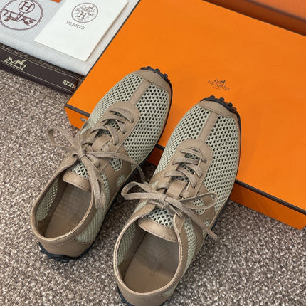 KIGA SNEAKER IN MOCHA BROWN CROCHET KNIT AND CALFSKIN