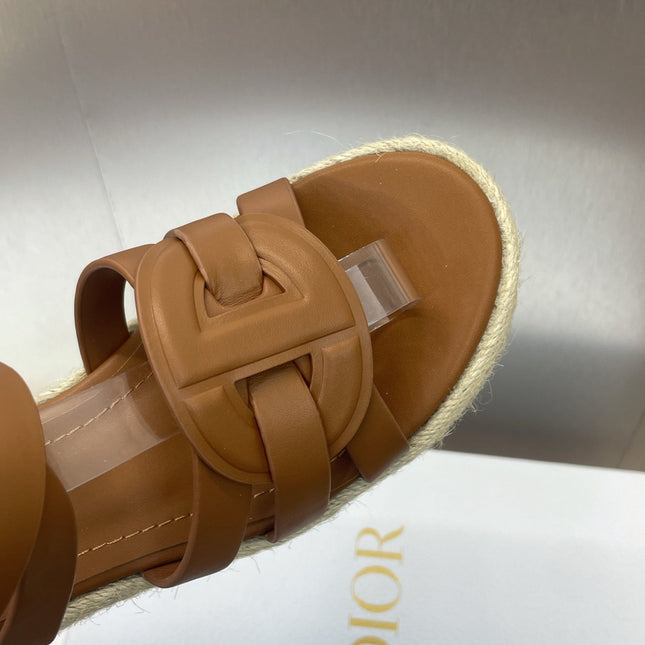 D-CLUB 25S HIGH HEEL WEDGE 100MM IN BROWN CALFSKIN RAFFIA SOLE