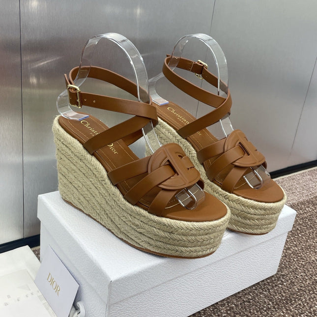 D-CLUB 25S HIGH HEEL WEDGE 100MM IN BROWN CALFSKIN RAFFIA SOLE