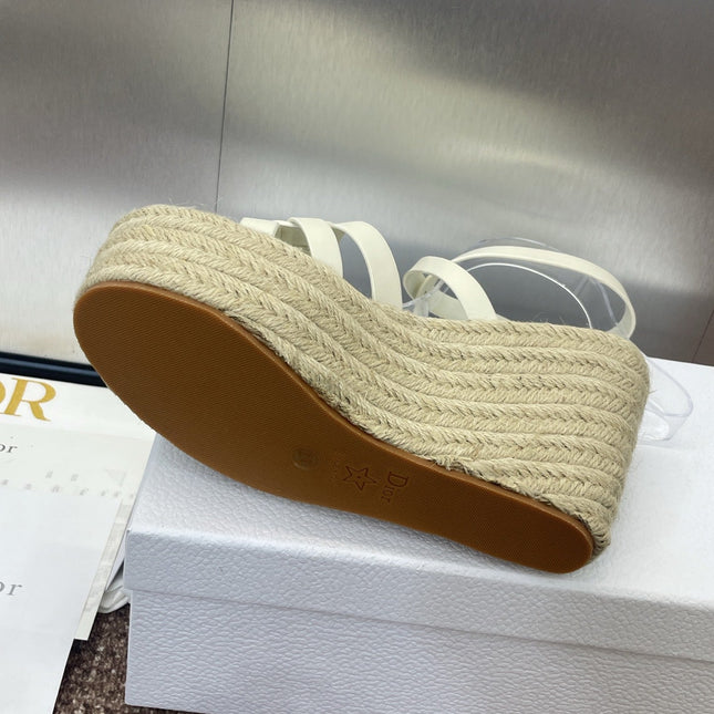 D-CLUB 25S HIGH HEEL WEDGE 100MM IN WHITE CALFSKIN RAFFIA SOLE
