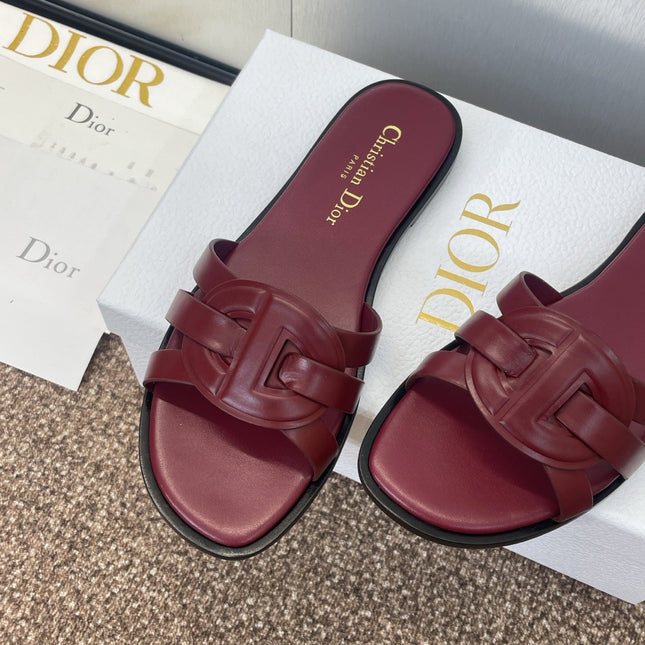 D-CLUB SLIDE SANDAL 25S IN BURGUNDY RED CALFSKIN