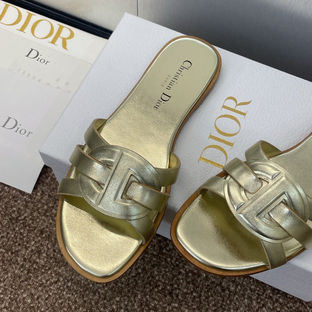 D-CLUB SLIDE SANDAL 25S IN GOLD GLOSSY CALFSKIN