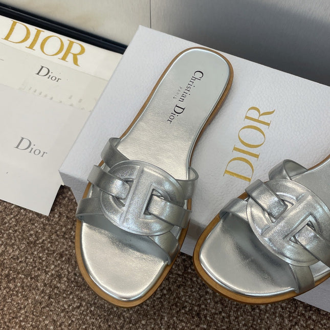D-CLUB SLIDE SANDAL 25S IN SILVER GLOSSY CALFSKIN