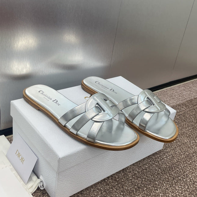 D-CLUB SLIDE SANDAL 25S IN SILVER GLOSSY CALFSKIN