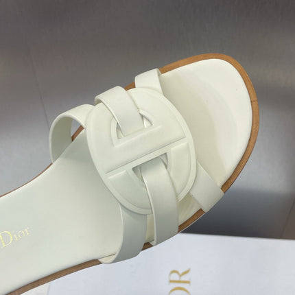 D-CLUB SLIDE SANDAL 25S IN WHITE CALFSKIN
