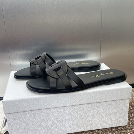 D-CLUB SLIDE SANDAL 25S IN BLACK CALFSKIN