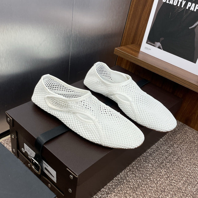 ALAIA MESH MARY JANE BALLET FLATS 25S IN WHITE FABRIC