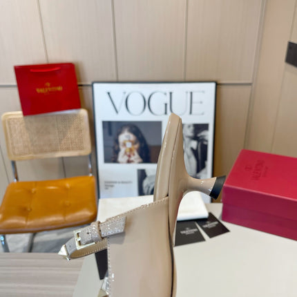 ROCKSTUD CAGED MULES 5 CM IN BISQUE BEIGE CALFSKIN