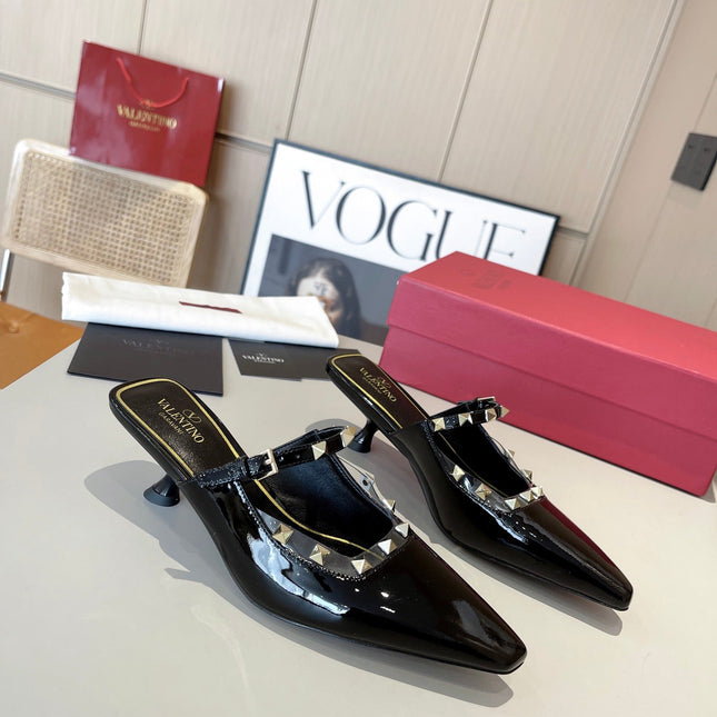 ROCKSTUD CAGED MULES 5 CM IN BLACK CALFSKIN