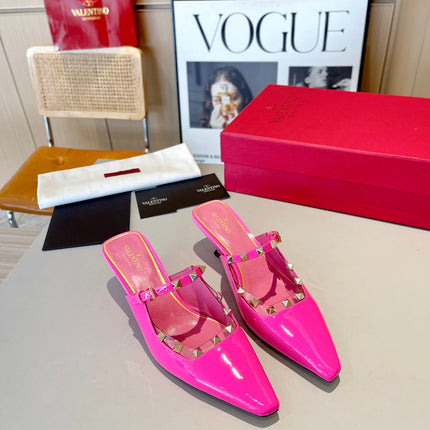 ROCKSTUD CAGED MULES 5 CM IN DEEP PINK CALFSKIN